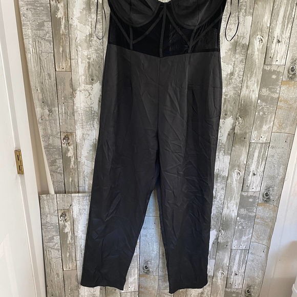 NWT Pretty little things black bandeau jumpsuit 16 - Picture 1 of 8